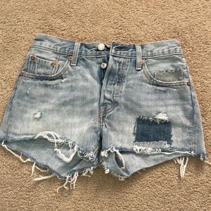 Levi’s cut off shorts